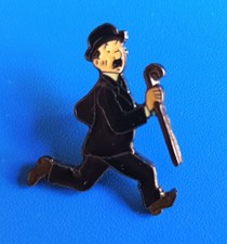 petit Pin's Tintin Corner-Coinredoux n°94 -Dupont  ttbe