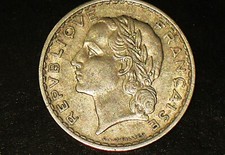 pièce 5 Francs alu Lavrillier 1949b spl