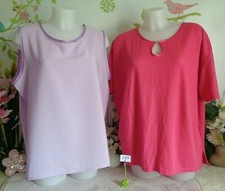 Lot vêtements occasion femme : Haut, pull " Essentials " - T : 44 / 46 / XL