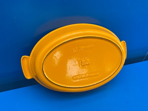 Creuset plat fonte ovale - en,