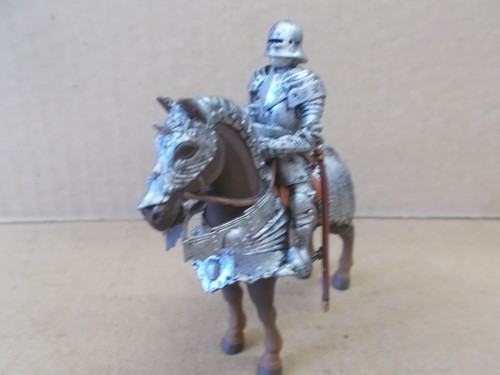 Soldat plomb moyen âge - de,