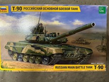 ZVEZDA Char russe T-90 - 1/35