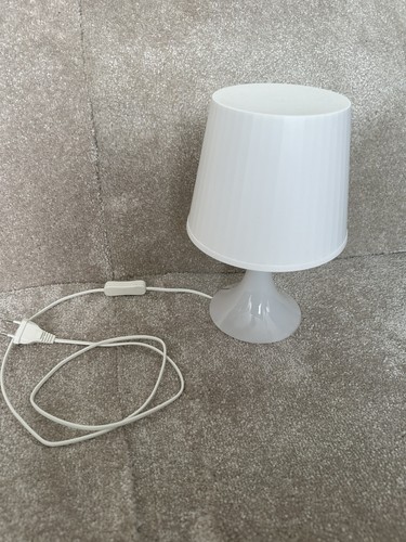 Lampe chevet design blanc - lampe,