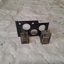 PLATINE SUPPORT RELAIS  QUAD