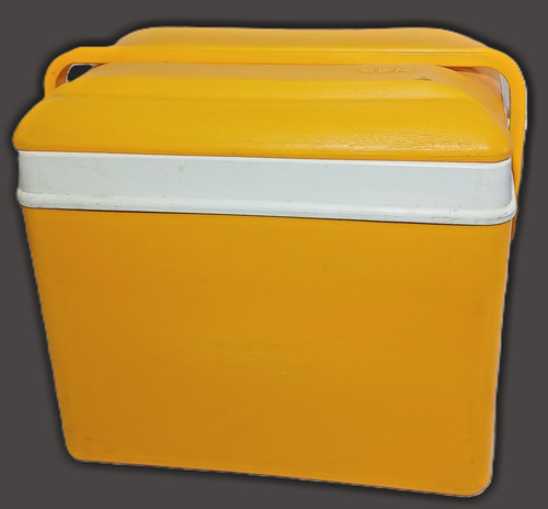 Glacière plastique orange