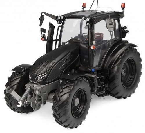 Universal hobbies tracteur - hobbies,