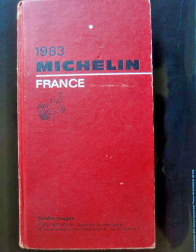Guide michelin rouge - rouge, france