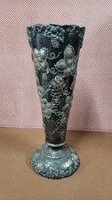 GRAND VASE EN METAL ARGENTE DE