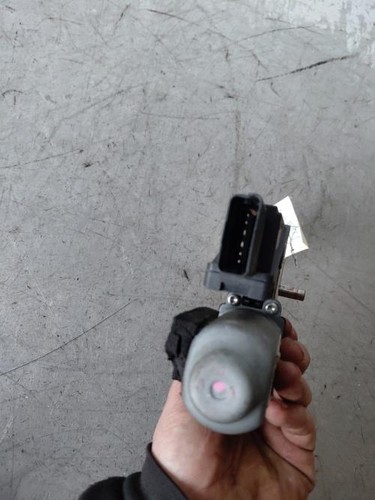 Moteur leve vitre avant droit