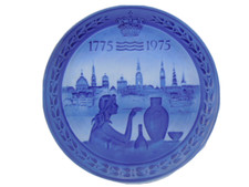 Assiette porcelaine Royal Copenhague 200 Ars Jubileum bicentenary 1775-1975