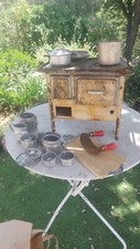 Ancienne cuisinière jouet