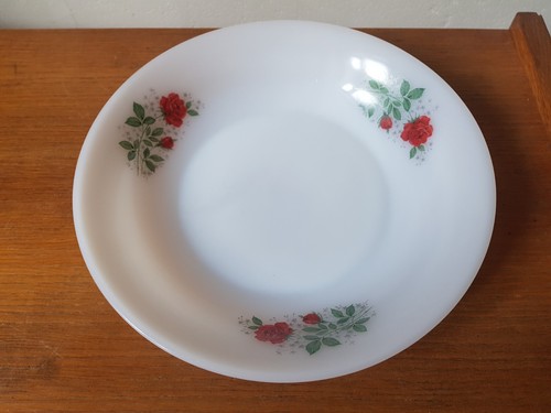 Plat creux arcopal - creux, vintage