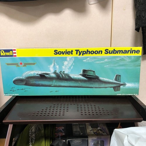 210 unassembled germany revell - 210,