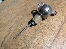 Doseur métal bouteille