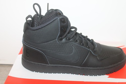 Nike court borough - court,