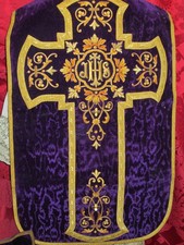 Chasuble Violette complète