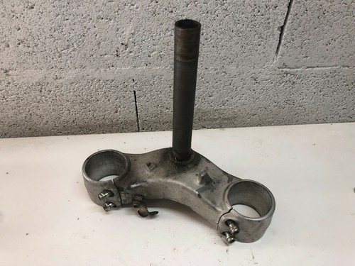 Fourche inferieur - un, te