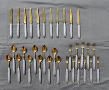 Ménagère 33 pièces métal