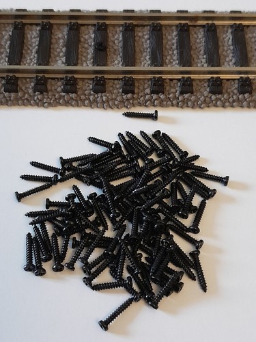 Lot 100 vis fixations rails - 100, de