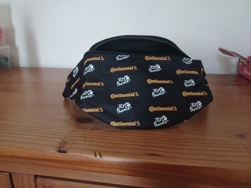 Sacoche banane - banane, →