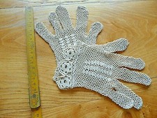 Linge ancien Gants en dentelle écrue 