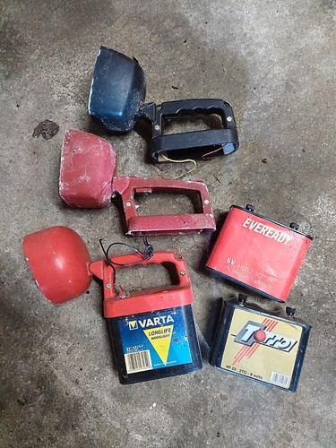 Lot lampe torche ancienne