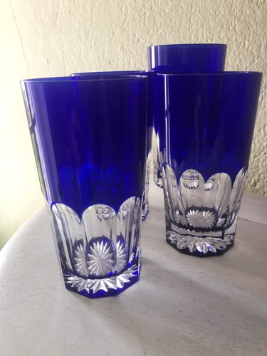 Grands verres jus de - grands,