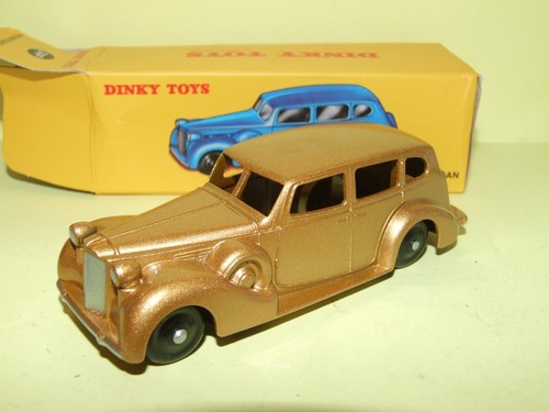 Packard eight sedan dinky toys - packard,