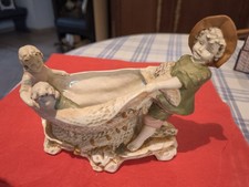 ancien centre de table en faïence enfants XX