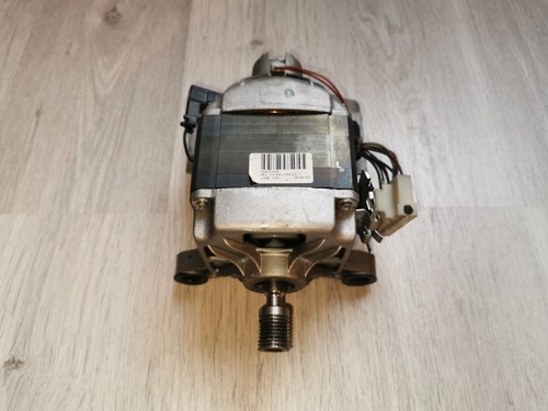 Moteur universel pour