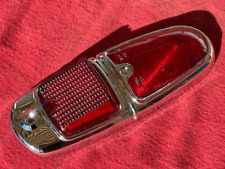 CABOCHON DE Feux ARRIERE neuf  peugeot 403 break