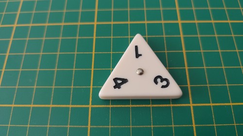 Pièce triangulaire 1 - 3,