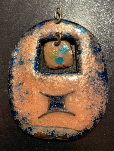 Rare gros médaillon pendentif - gros,