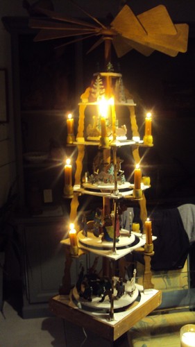 Tres grande pyramide noël - grande, de