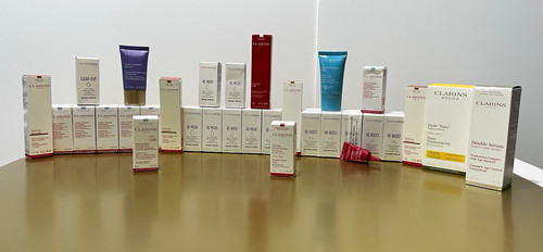 Huge clarins bundle new - , &