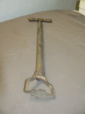 ANCIENNE POMPE A VELO OU AUTRE  PISTON POIGNEE BOIS OUTILLAGE VINTAGE COLLECTION