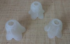 Verres  forme muguet  pour lustre  vintage - lot de 3  Ø =13 cm