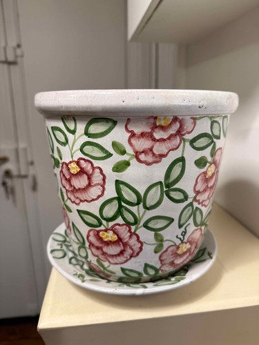 Très joli pot - de, en
