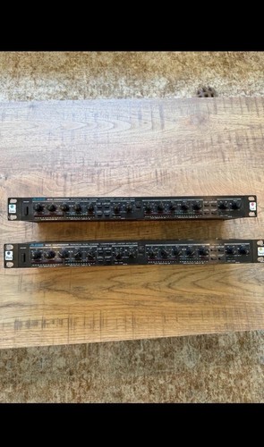 Alesis 3630 compressor - alesis,