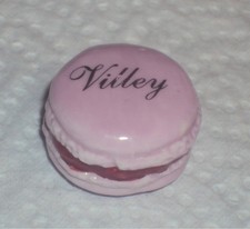 feve perso MACARON ROSE VILLEY (76) 1,50 euro