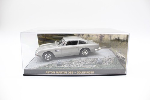 Aston martin db5 james - aston,