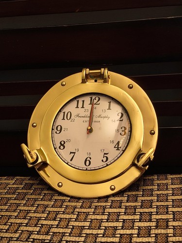 Ancienne horloge hublot - , en