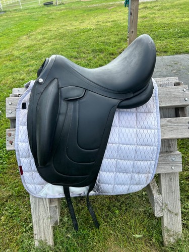 Devoucoux dressage saddle - devoucoux,