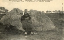 cpa Bretagne - Locronan - la jument pierre sacrée des druides