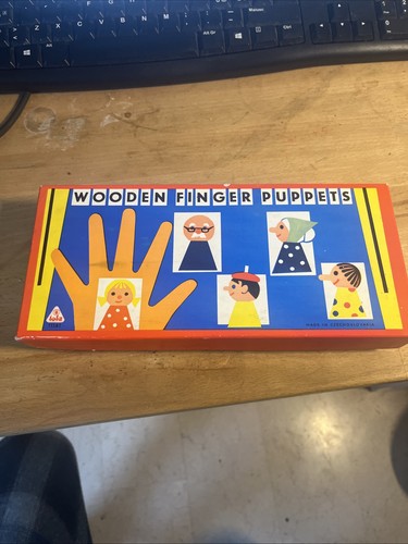 Wooden finger puppets made - finger,