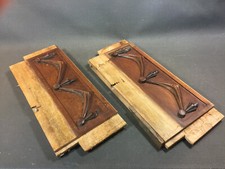Ancienne paire d'ornements pièce de meuble en bois vintage fronton d'armoire