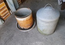 Ancien Abreuvoir Mangeoire En