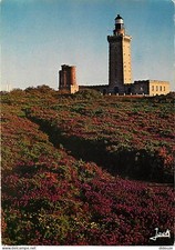 22 - Le Cap Fréhel - Les phares vus des landes fleuries - CPM - Voir Scans Recto
