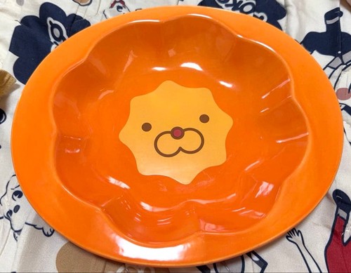 Mister donut pondering curry - mister,
