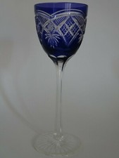 1 ANCIEN VERRE A VIN ART DECO ROEMER CRISTAL COULEUR VIOLET ht 20,5 cm